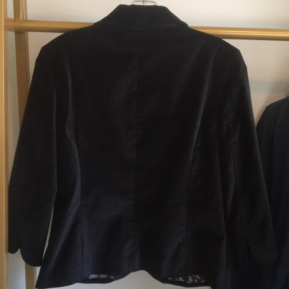 Caslon Black Velvet Blazer - Picture 4 of 7